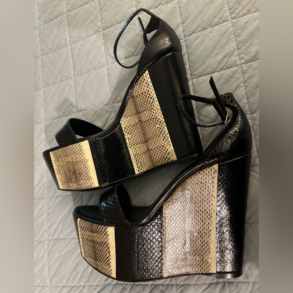 Authentic Like New Roberto Cavalli Python Wedge S… - image 4